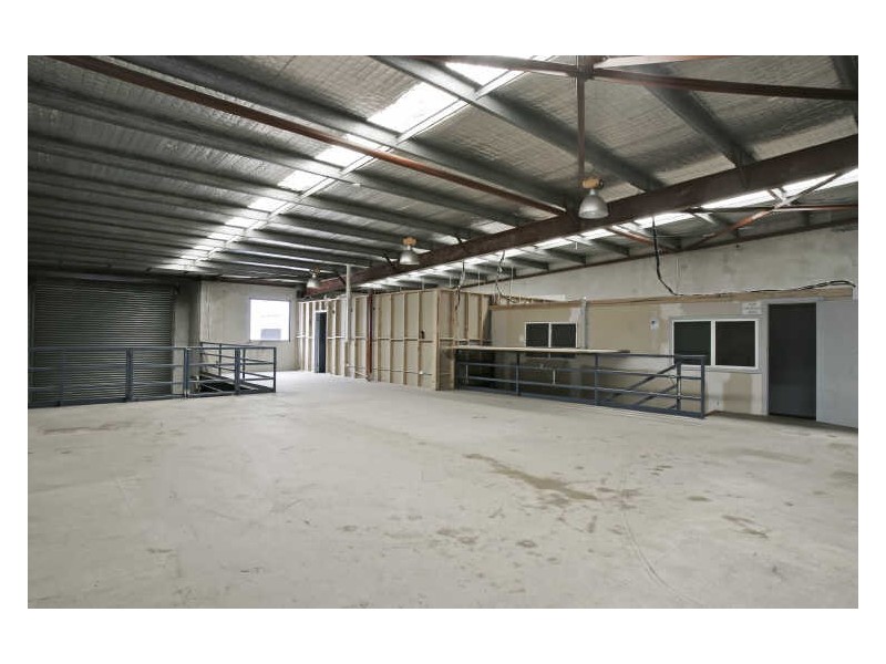 Unit 6/13-15 Mill Road, Campbelltown NSW 2560