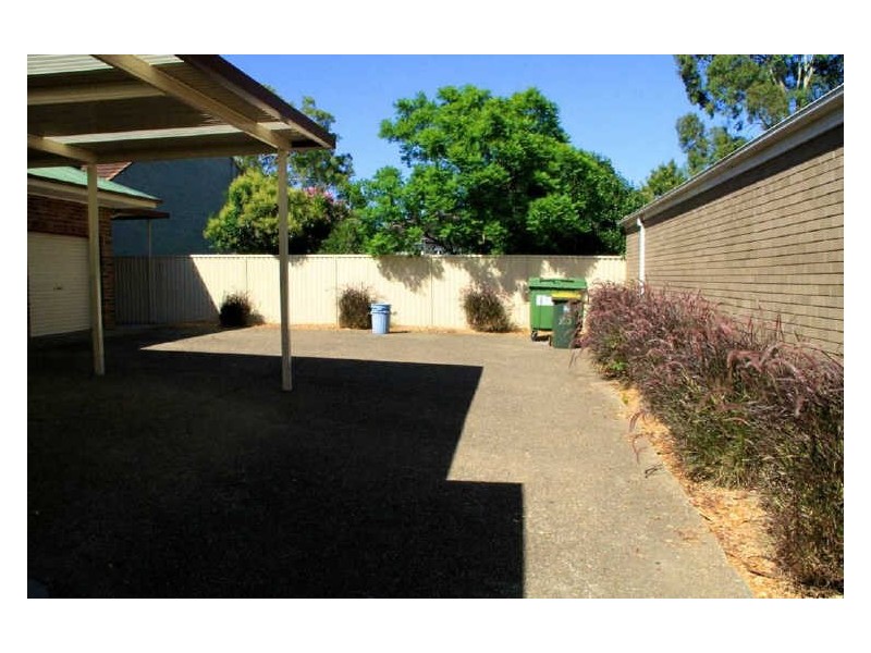 25 Iolanthe Street, Campbelltown NSW 2560