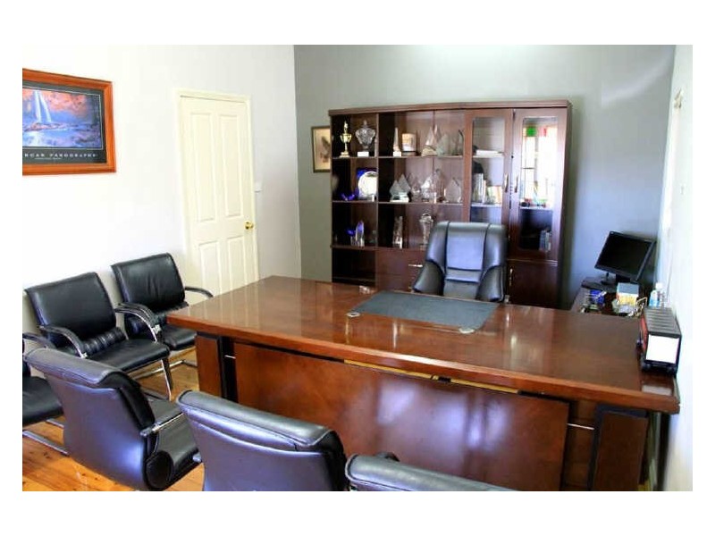 25 Iolanthe Street, Campbelltown NSW 2560