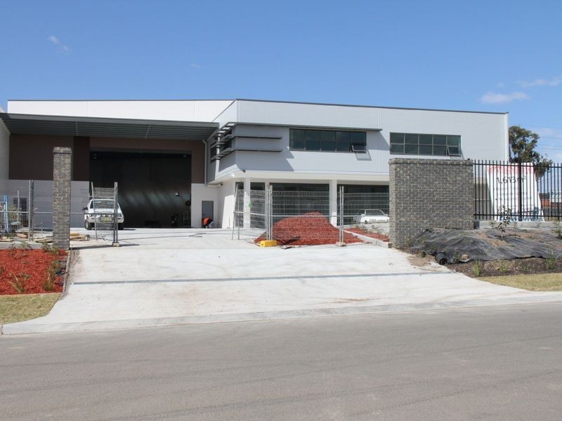 11 Mount Erin Road, Campbelltown NSW 2560