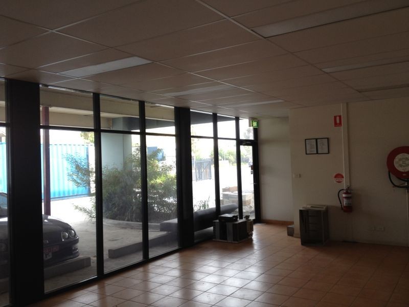Unit 2/13 Samantha Place, Smeaton Grange NSW 2567