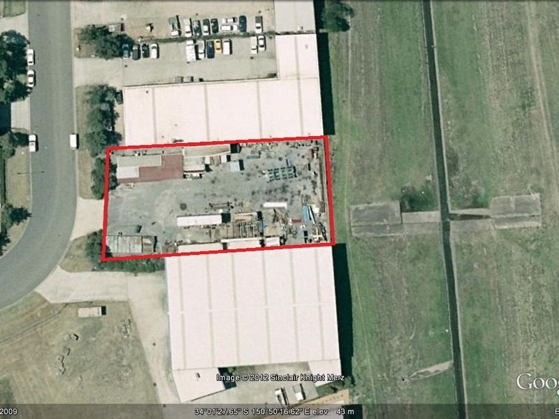 6 Saggartfield Road, Minto NSW 2566