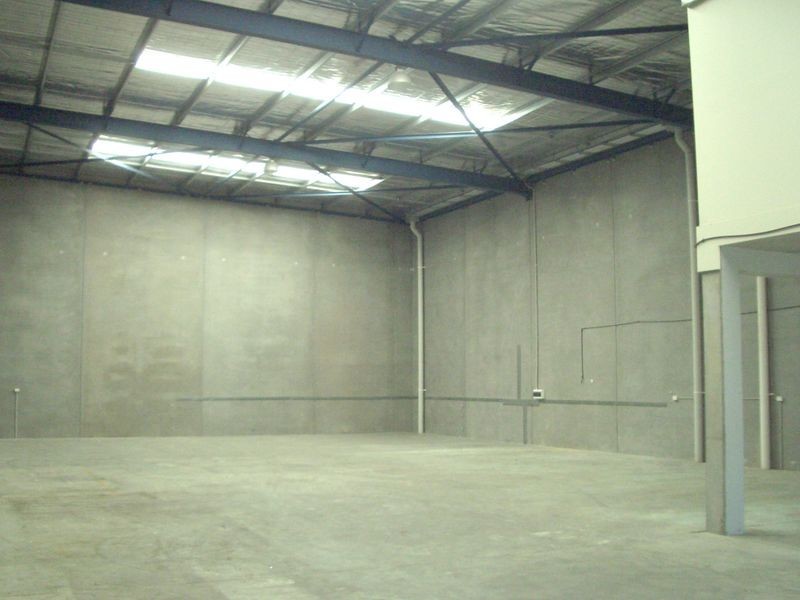 Unit 3/4 Orielton Road, Smeaton Grange NSW 2567