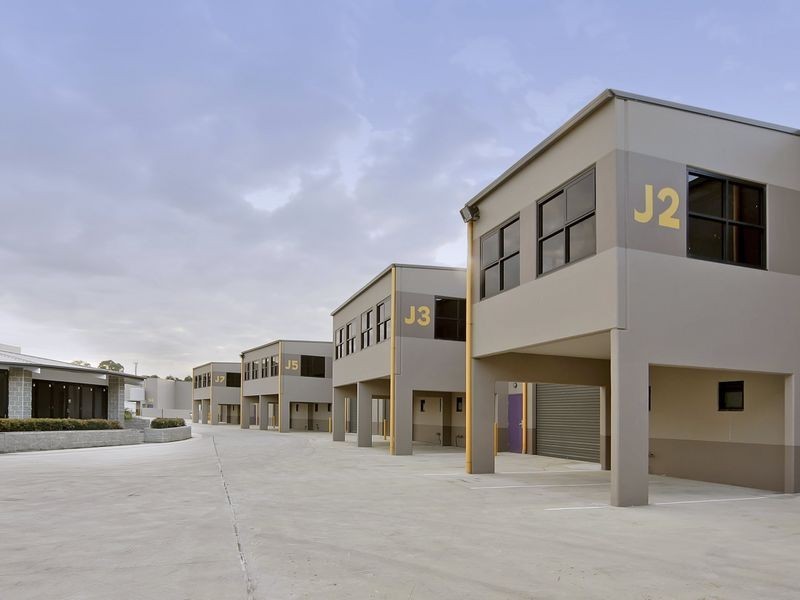 Unit J6/5 Hepher Road, Campbelltown NSW 2560