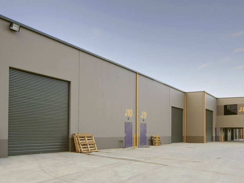 Unit J6/5 Hepher Road, Campbelltown NSW 2560