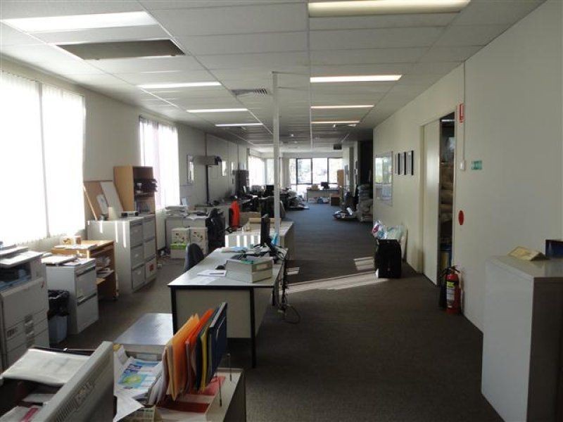 15 Kerr Road, Ingleburn NSW 2565