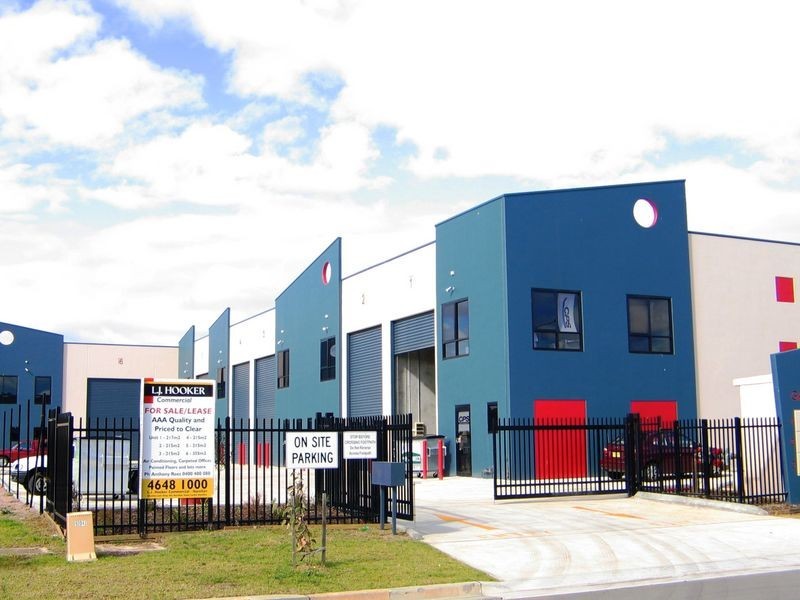 Unit 1/8 Gallipoli Street, Smeaton Grange NSW 2567