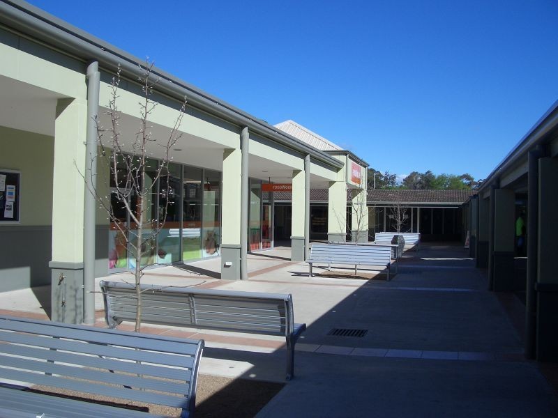 Shop 18 The Park Way, Bradbury NSW 2560