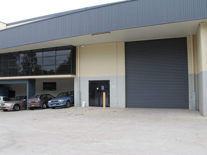 Unit 11/1 Stonny Batter Road, Minto NSW 2566