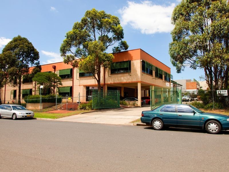 12 Reaghs Farm Road, Minto NSW 2566