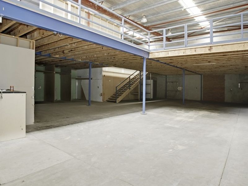 Unit 6/13-15 Mill Road, Campbelltown NSW 2560