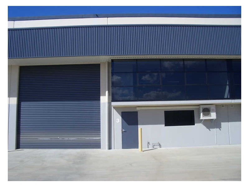 Unit 3/1 Stonny Batter Road, Minto NSW 2566