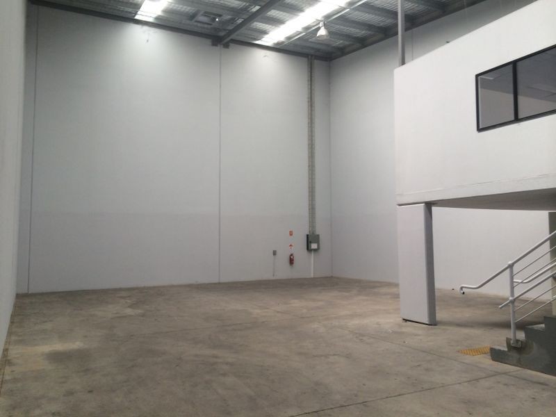 Unit 3/1 Stonny Batter Road, Minto NSW 2566
