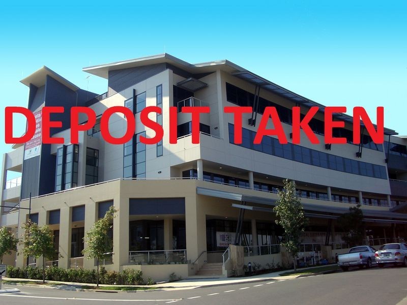 12/42 Parkside Crescent, Campbelltown NSW 2560