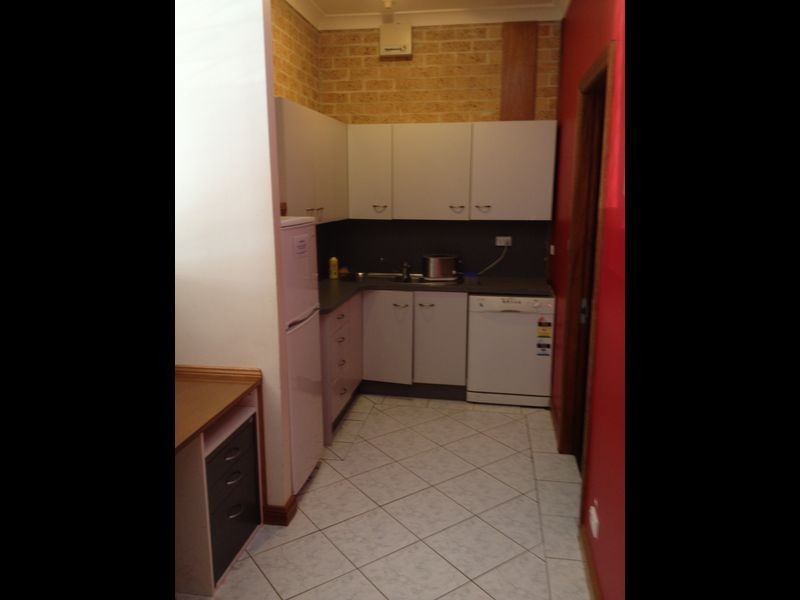 2/67 Jacaranda Avenue, Bradbury NSW 2560