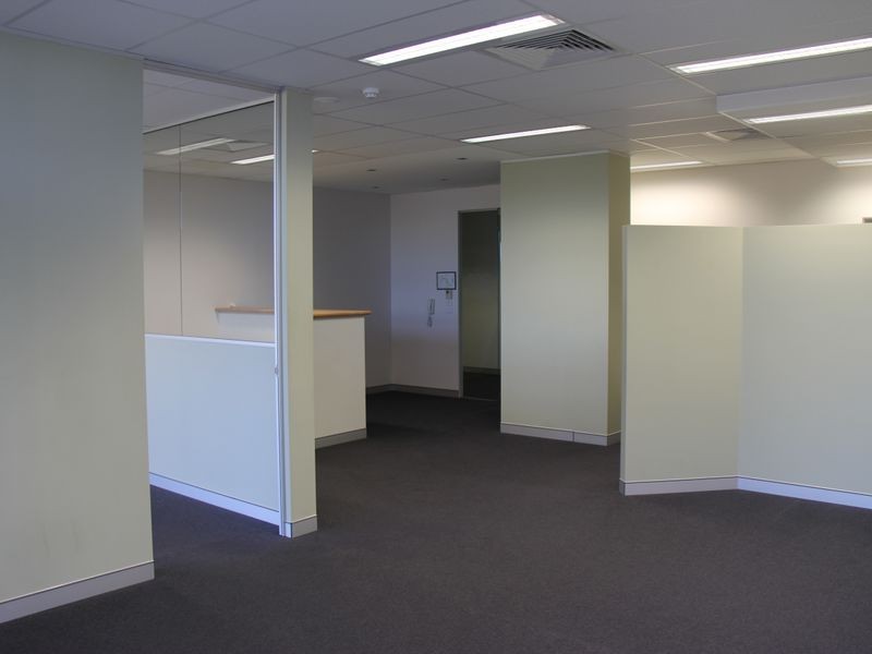 Suite 2.03/4 Hyde Parade, Campbelltown NSW 2560