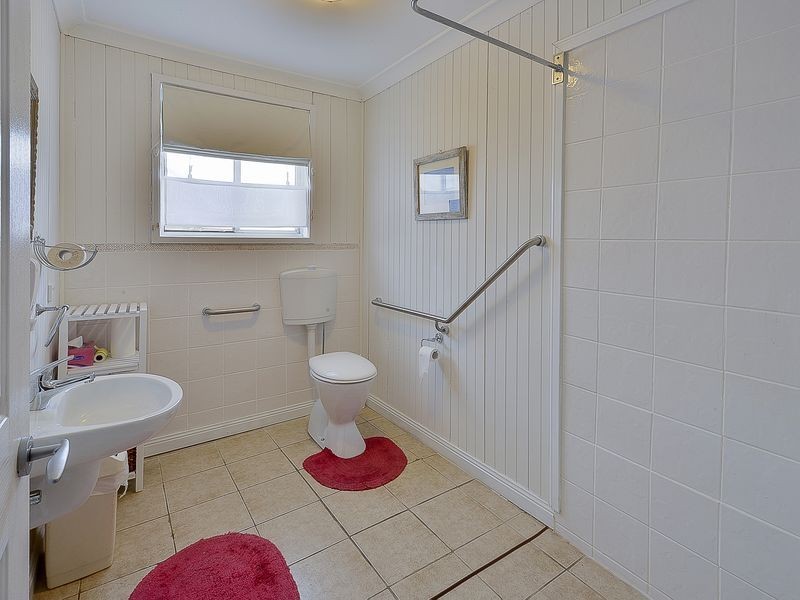 Room 2/5 Stewart Street, Harrington Park NSW 2567