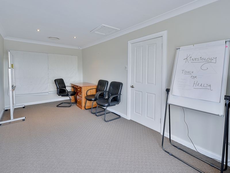 Room 3/5 Stewart Street, Harrington Park NSW 2567