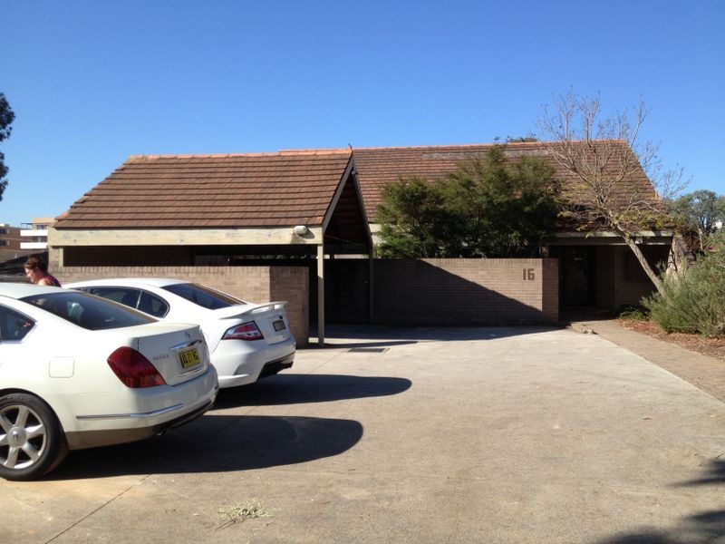 16 King Street, Campbelltown NSW 2560