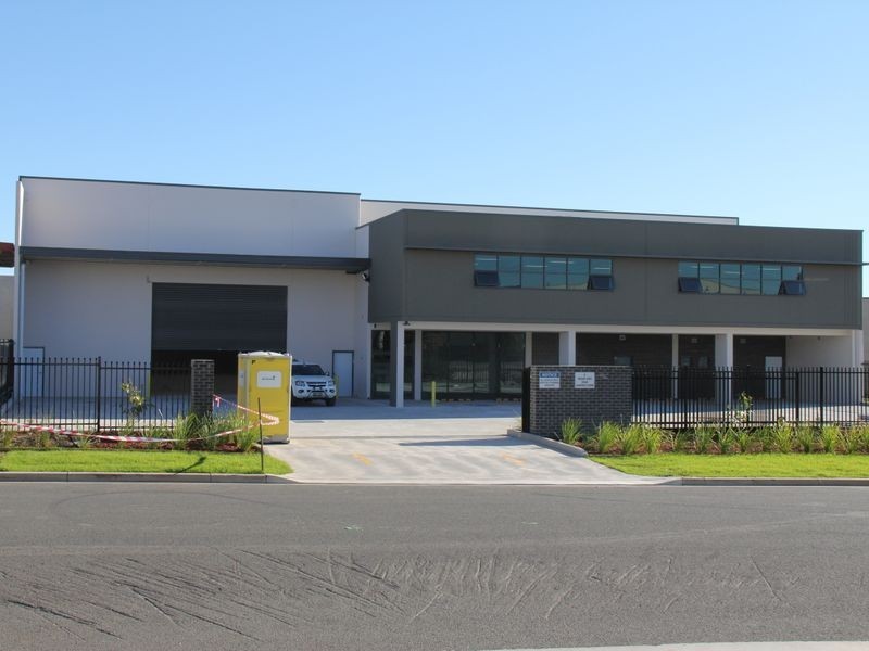 6 Mount Erin Road, Campbelltown NSW 2560