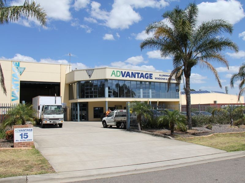 15 Reaghs Farm Road, Minto NSW 2566