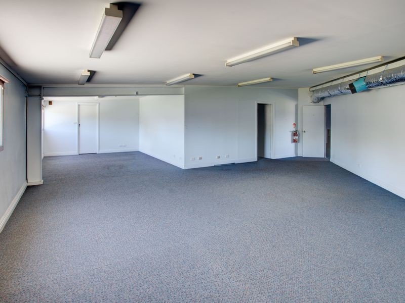 14 Watsford Road, Campbelltown NSW 2560