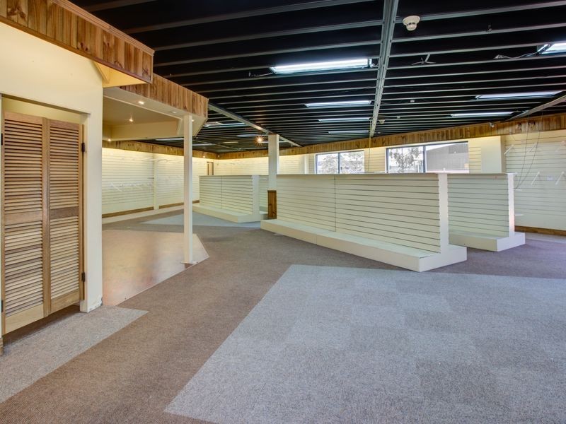 14 Watsford Road, Campbelltown NSW 2560