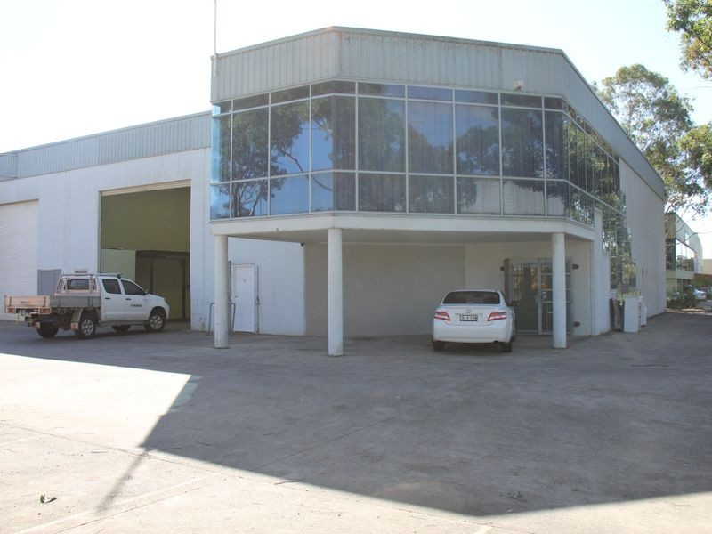 1/5 Kerr Road, Ingleburn NSW 2565