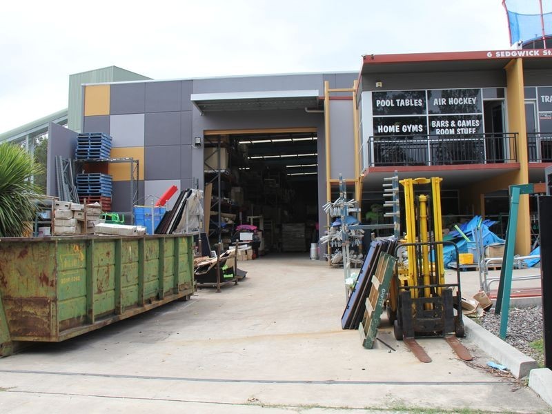 1/6 Sedgwick Street, Smeaton Grange NSW 2567