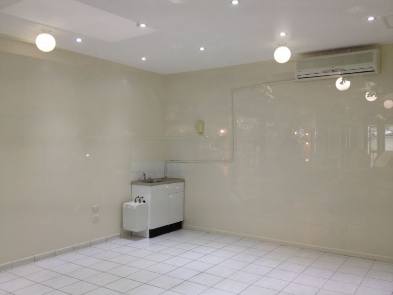 Shop 5/166 Argyle Street, Camden NSW 2570