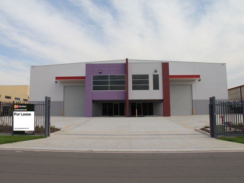 Unit 2/68 Topham Road, Smeaton Grange NSW 2567