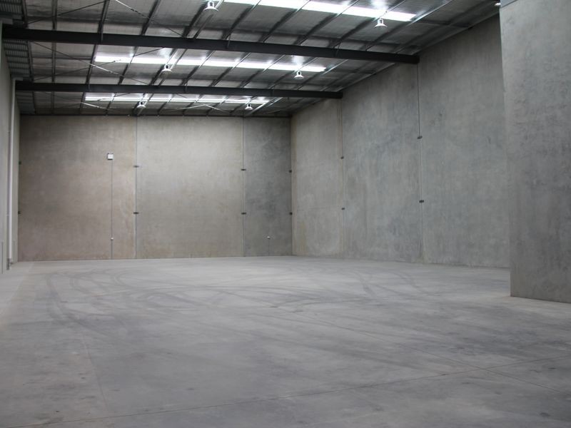 Unit 2/68 Topham Road, Smeaton Grange NSW 2567