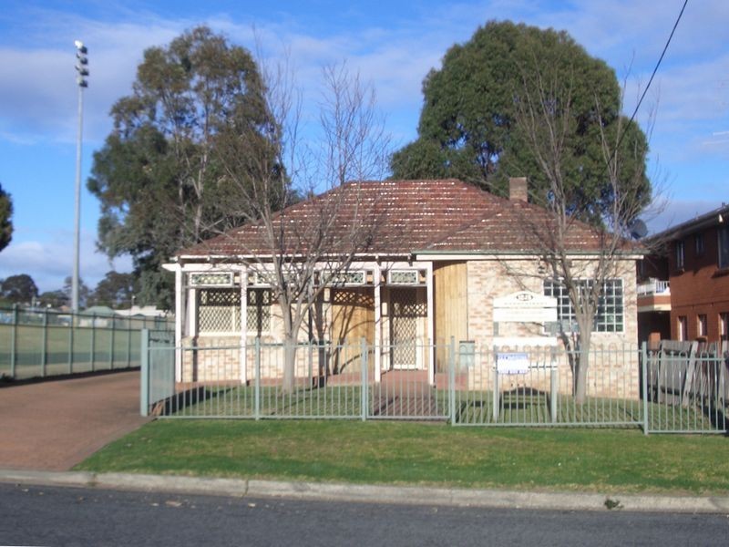 23 Warby Street, Campbelltown NSW 2560