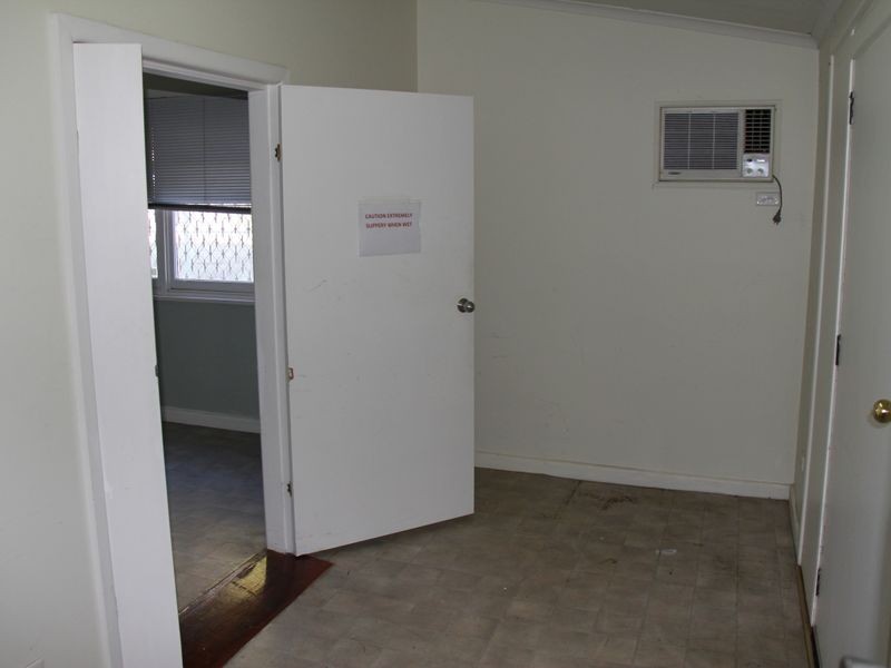 23 Warby Street, Campbelltown NSW 2560