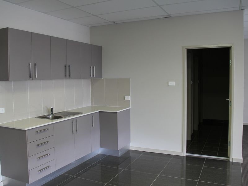 1/23 Badgally Road, Campbelltown NSW 2560