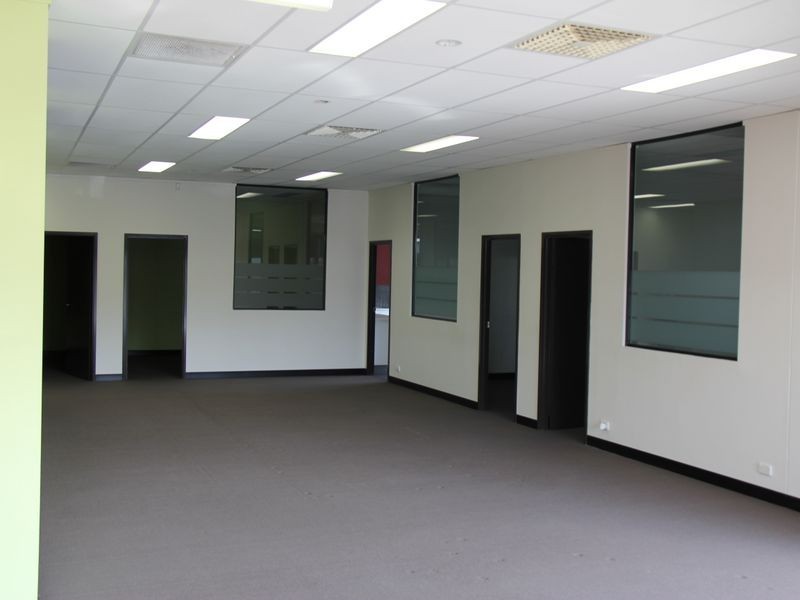 14 McPherson Road, Smeaton Grange NSW 2567