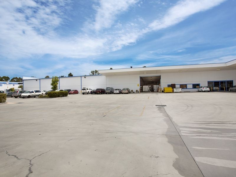 Unit 2/1 Orielton Road, Smeaton Grange NSW 2567