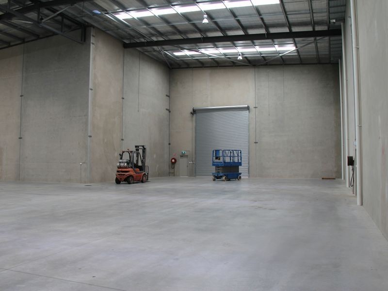 Unit 2/4 Nursery Place, Campbelltown NSW 2560