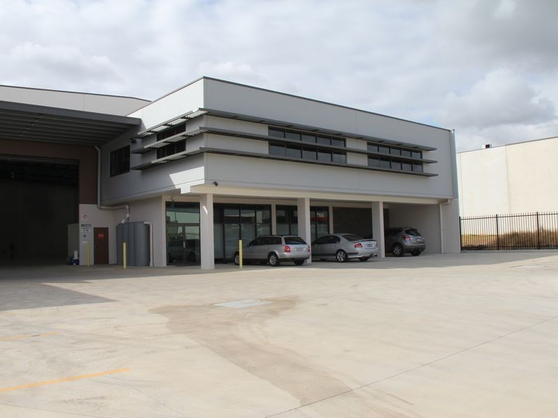 11 Mount Erin Road, Campbelltown NSW 2560