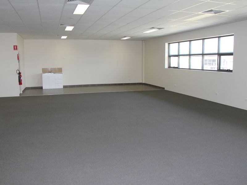 11 Mount Erin Road, Campbelltown NSW 2560