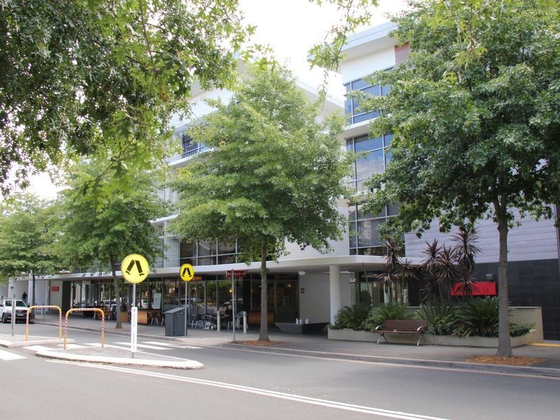 2.18/4 Hyde Parade, Campbelltown NSW 2560