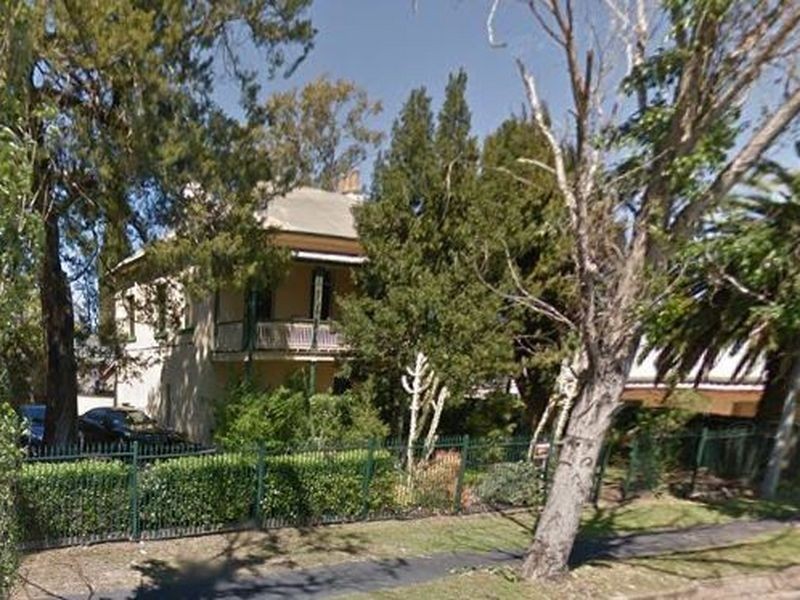 24 Moore Oxley Bypass, Campbelltown NSW 2560