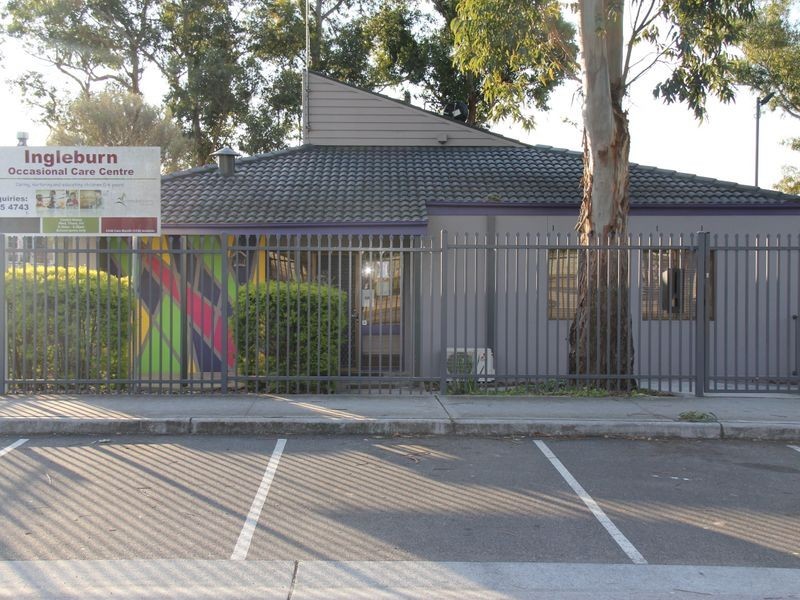 15 Salford Street, Ingleburn NSW 2565