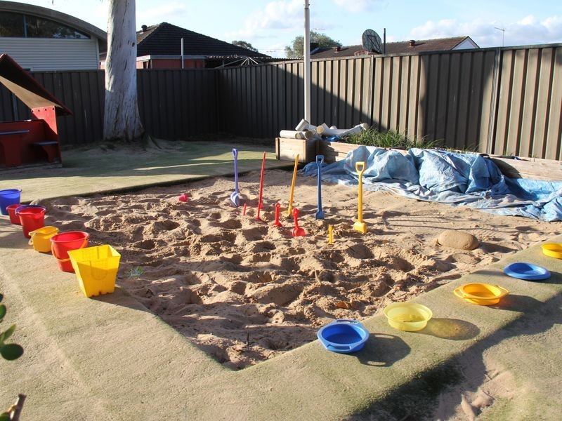 15 Salford Street, Ingleburn NSW 2565