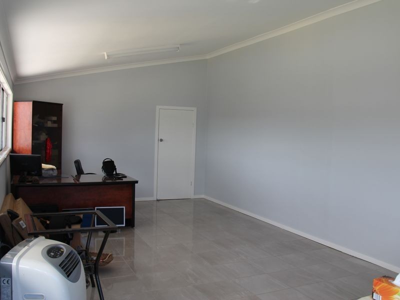 1/37 Blaxland Road, Campbelltown NSW 2560