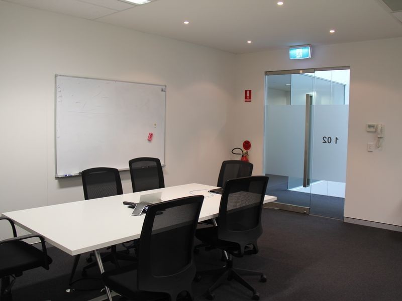 1.02/1 Centennial Drive, Campbelltown NSW 2560