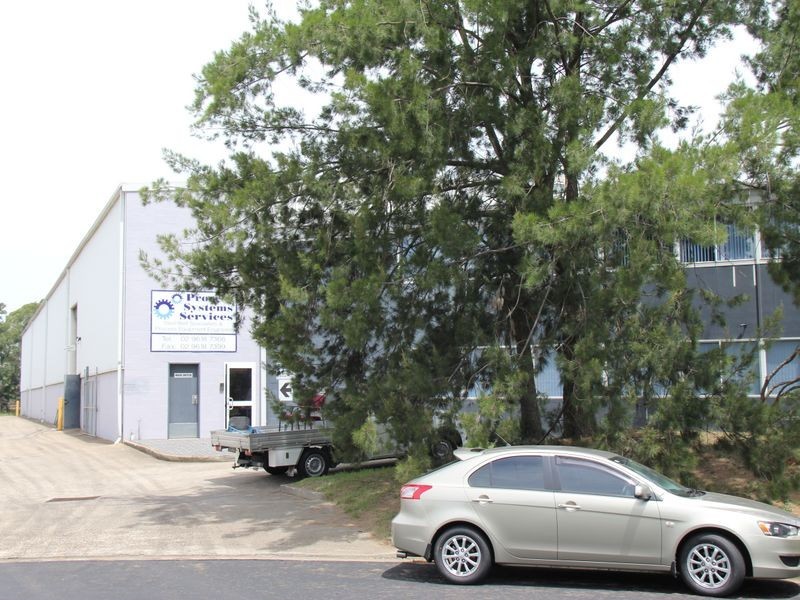 12 Kerr Road, Ingleburn NSW 2565