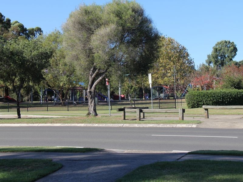 1 Hurley Street, Campbelltown NSW 2560