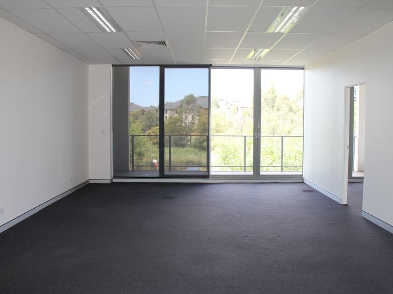 1.02/1 Centennial Drive, Campbelltown NSW 2560