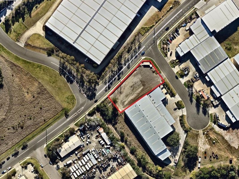 2 Nursery Road, Campbelltown NSW 2560